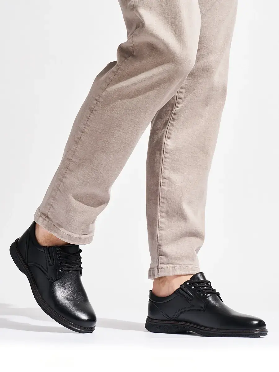 Moderní polobotky černé pánské