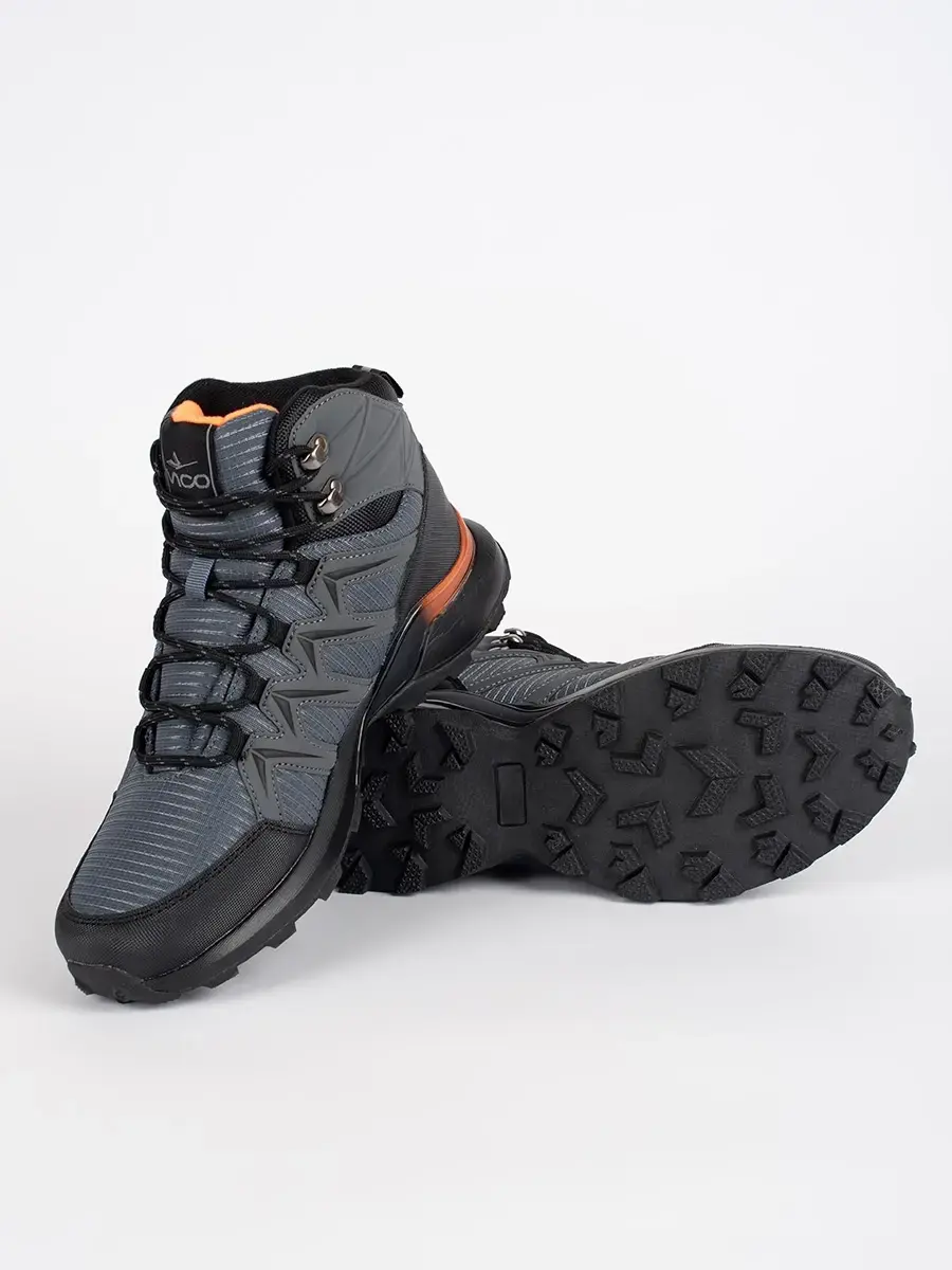 Komfortní šedé pánské trekingové boty