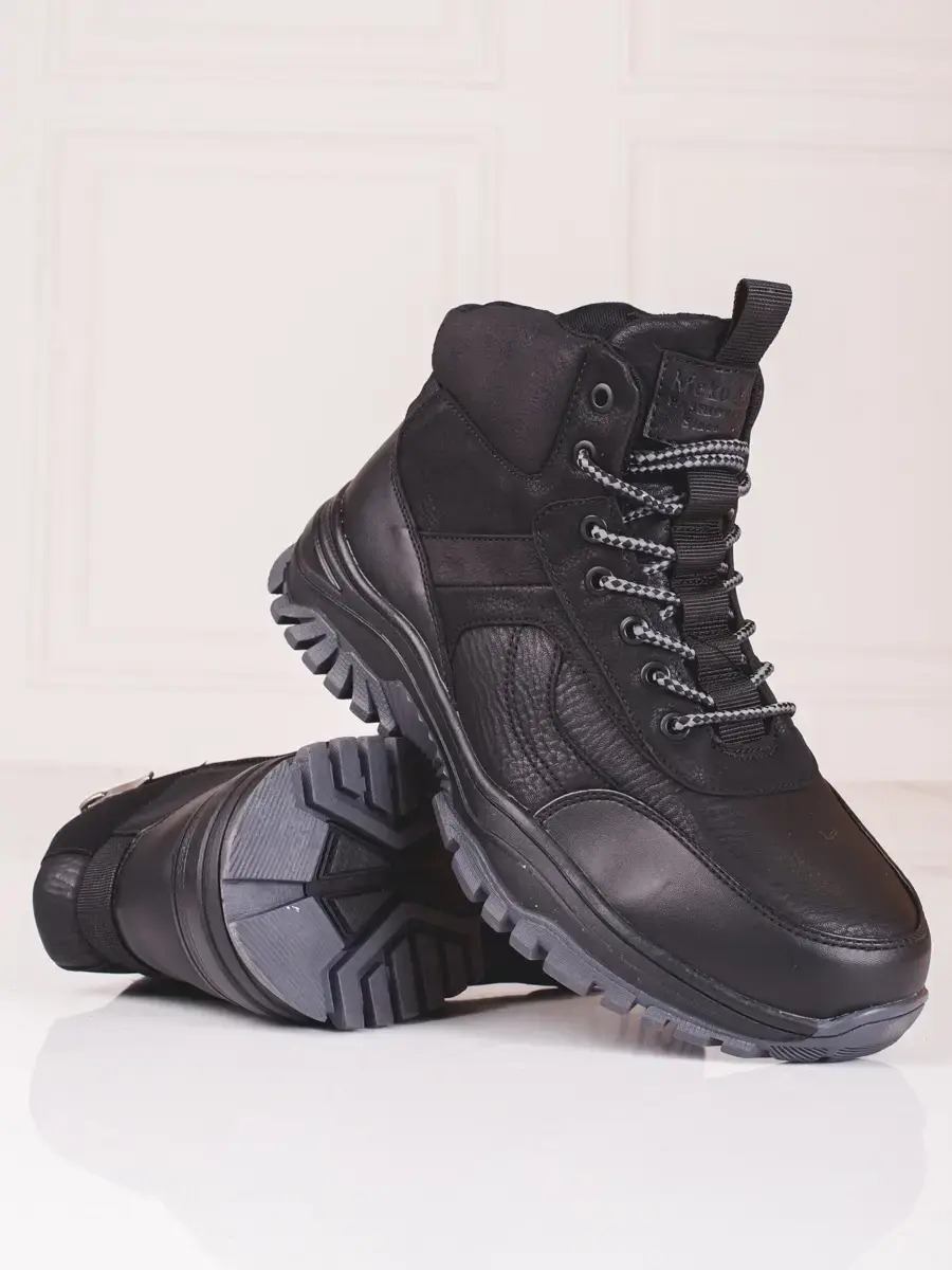 Krásné pánské kotníkové boty černé