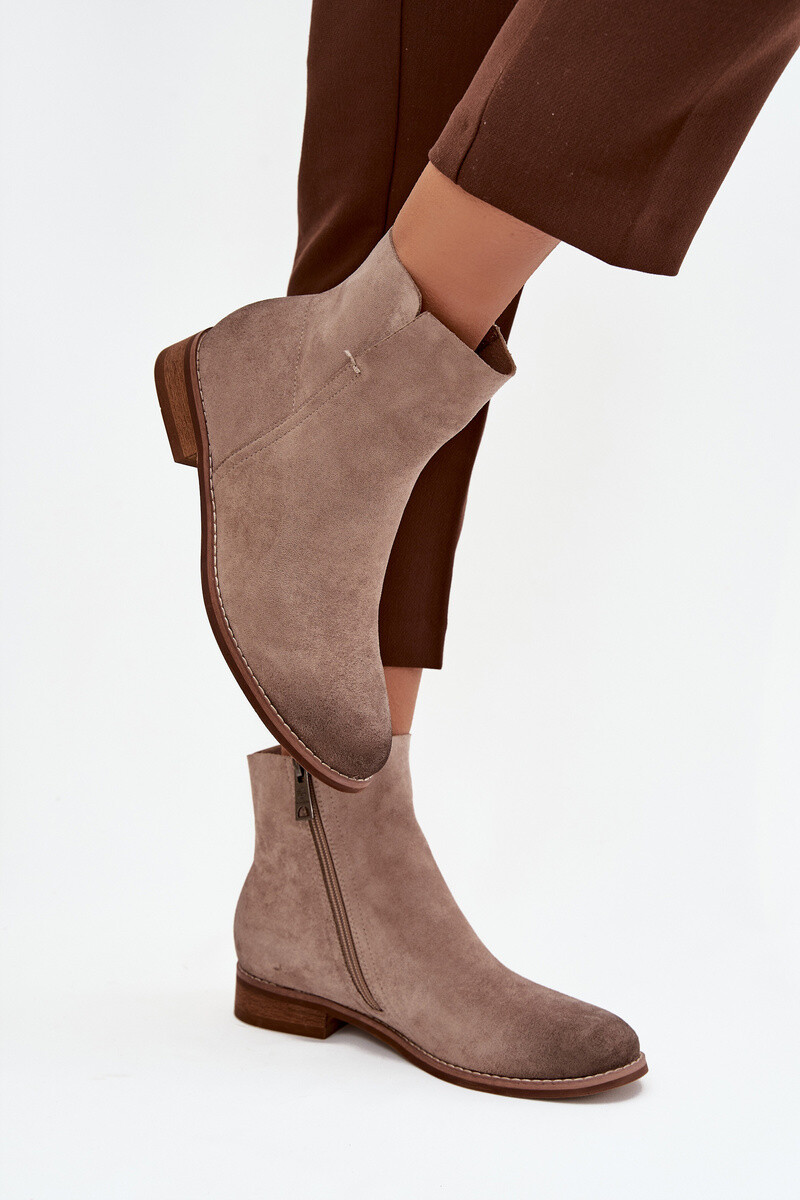 Dámské kotníkové boty na nízkém podpatku Vinceza