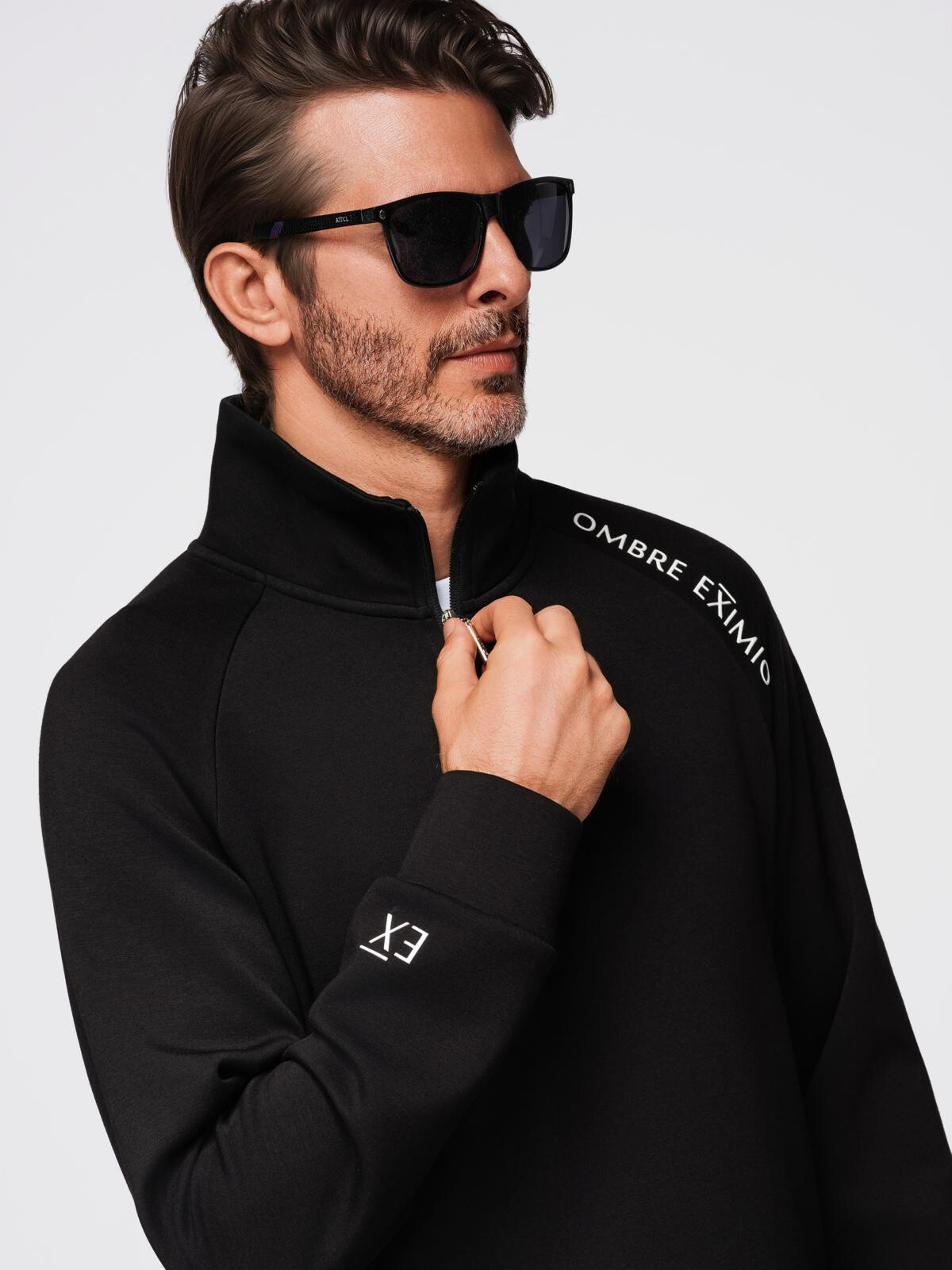 Ombre Men's sweatshirt with unbuttoned high collar and contrasting print - black