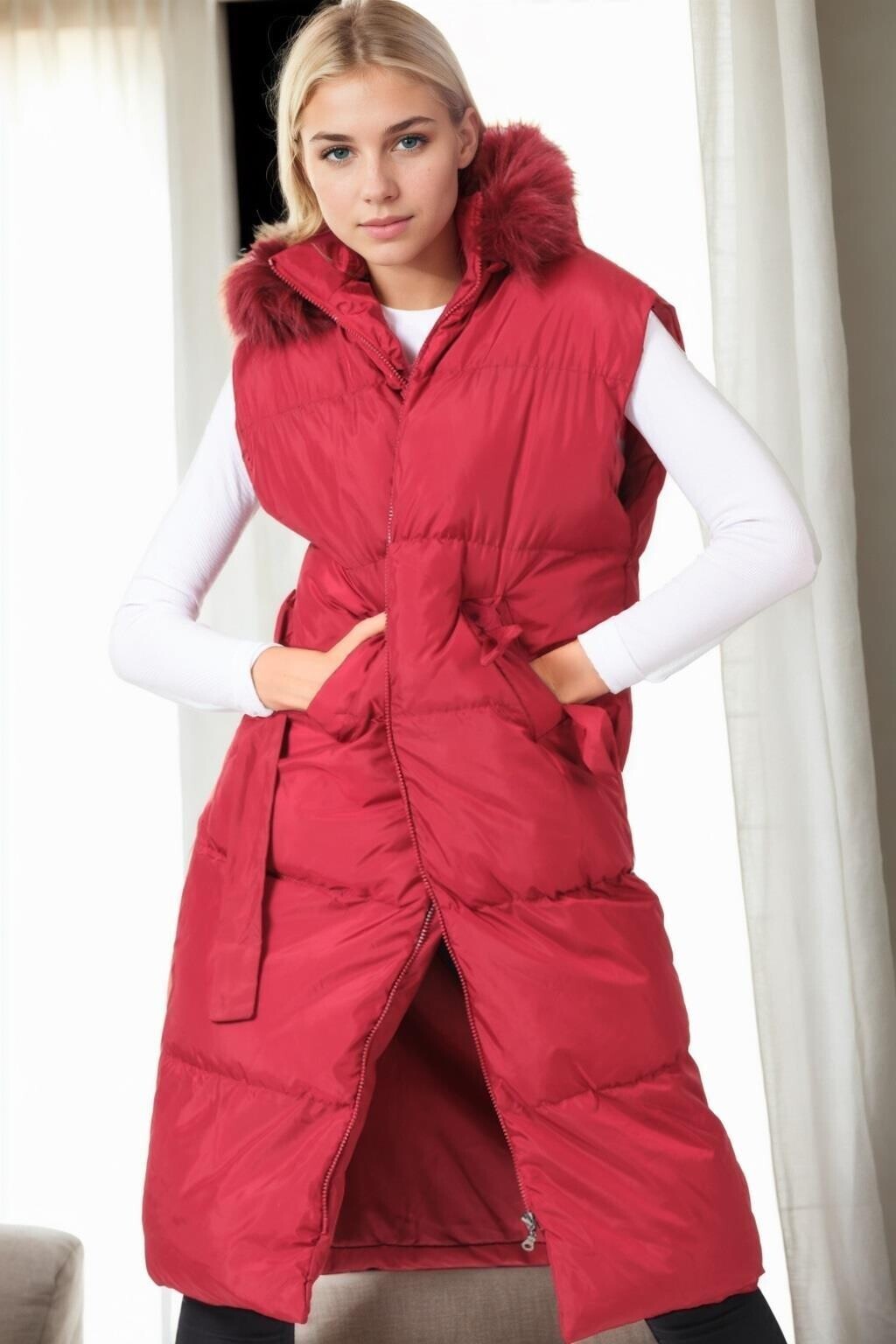 Z8744 DEWBERRY WOMEN'S VEST-BURGUNDY