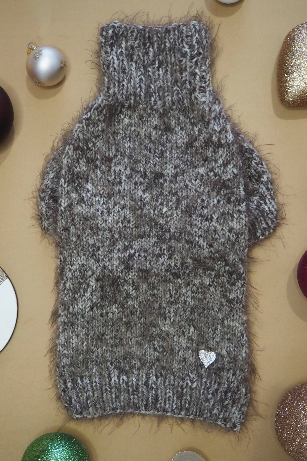 Ručně vyráběný svetr pro psa handmade, zimní oblečení york, maltézský, S