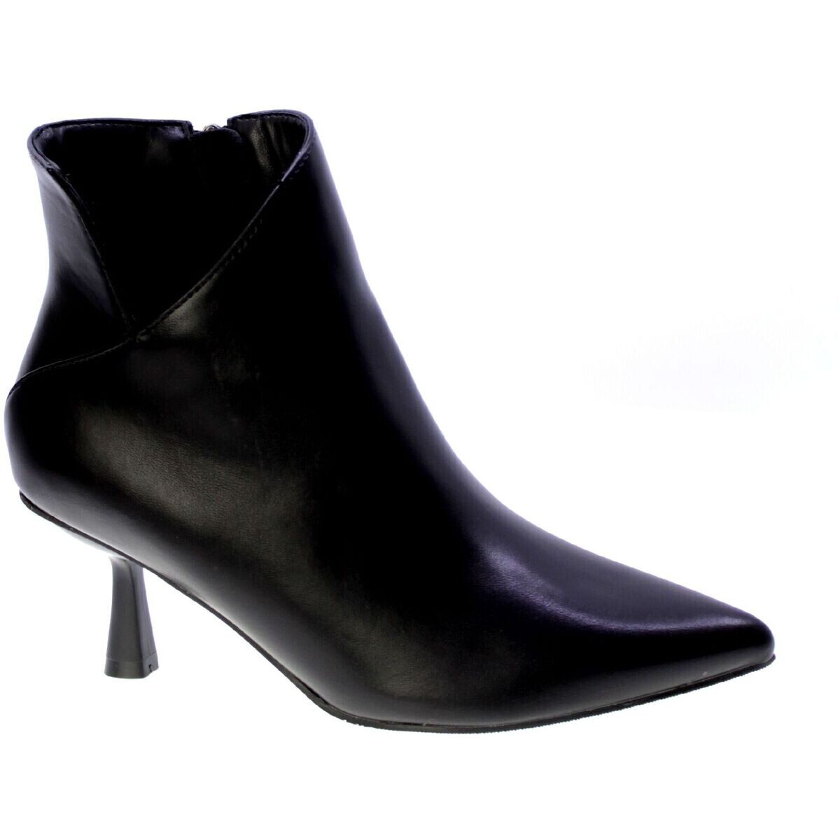 Francescomilano  145899  Černá