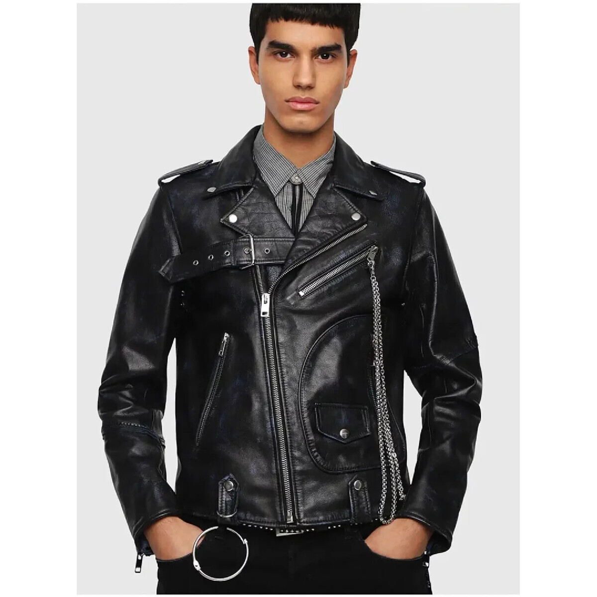 Diesel 00SMA60AAUF8CR Černá