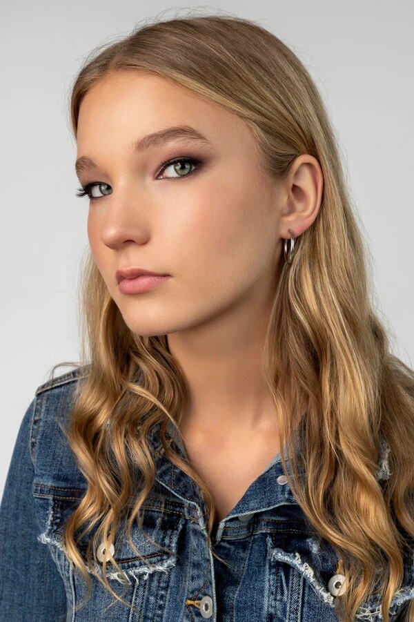 Emily Westwood Elegantní kruhy z oceli EWE25039S 2,1 cm