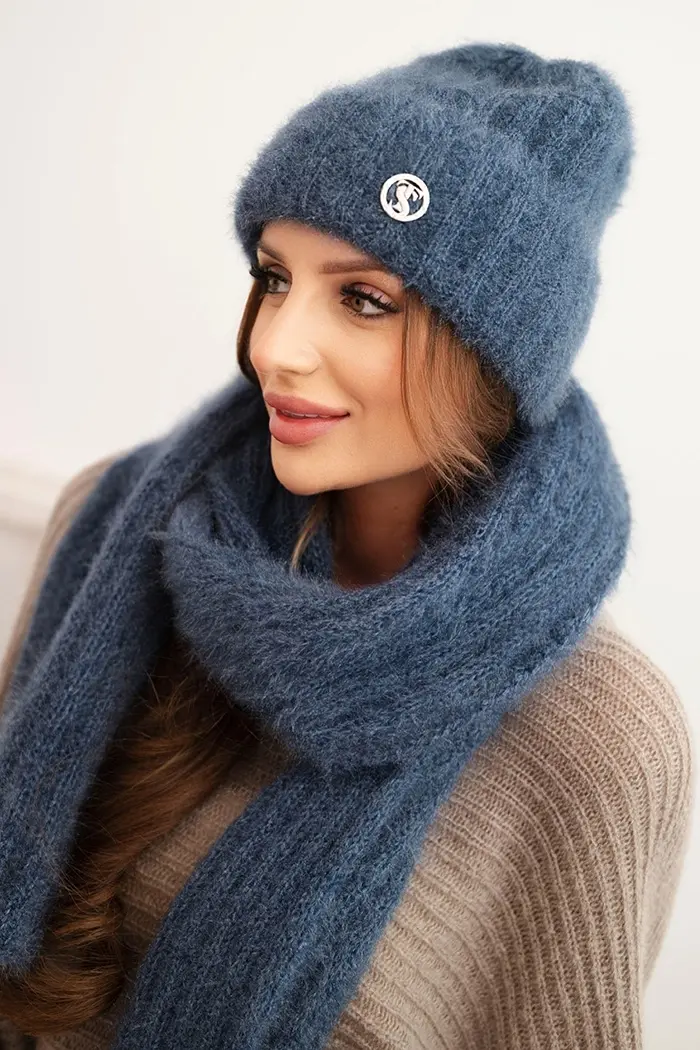 Kesi Dámská souprava čepice a dlouhý šátek z měkké příze jeansový