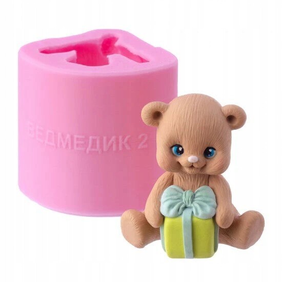 Silikonová forma 3D Medvídek s dárkem – na čokoládu, koláče a dezerty