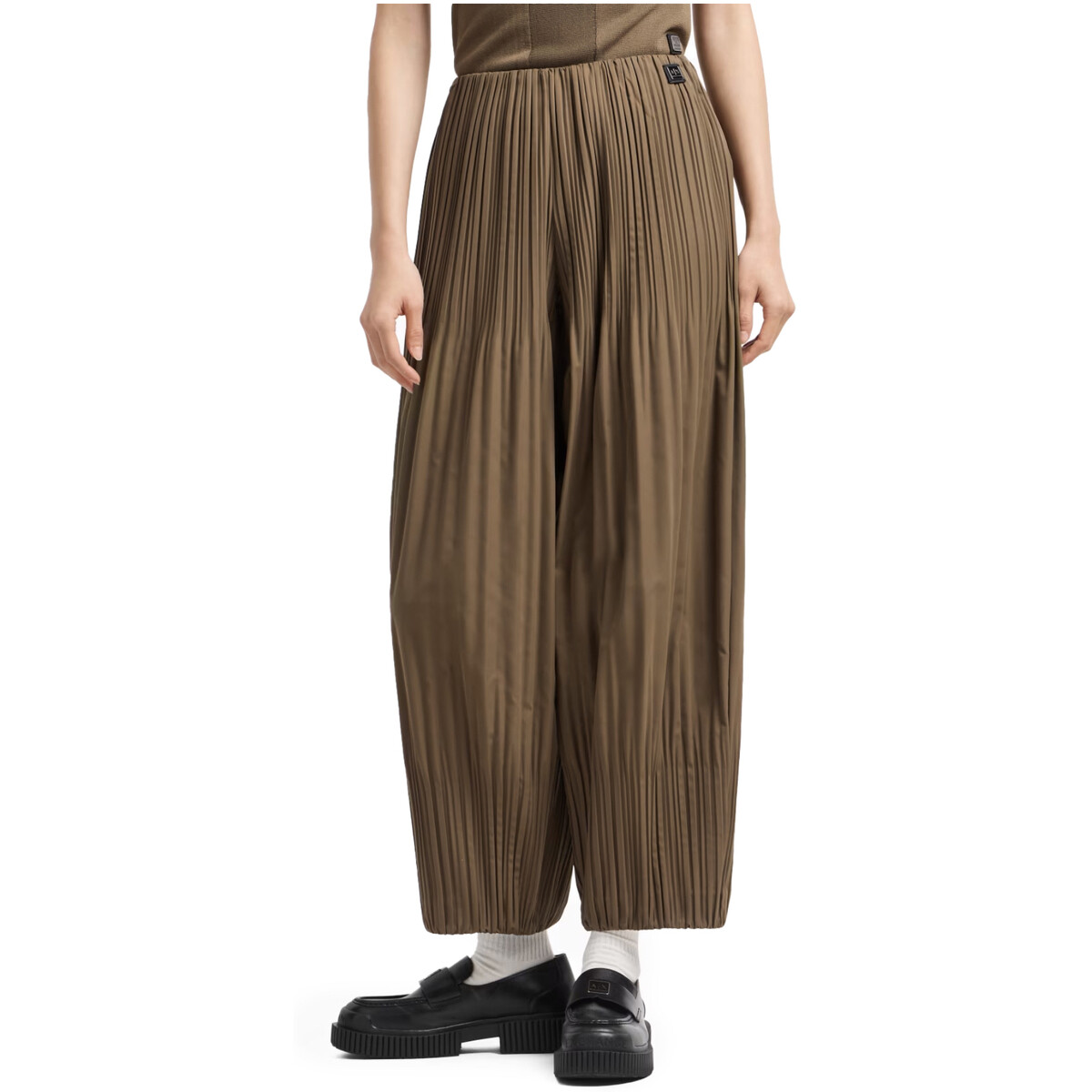 EAX  XW000151AF10843  Hnědá