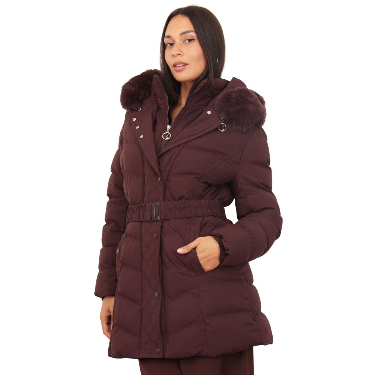 La Modeuse  76557_P181287  Bordó