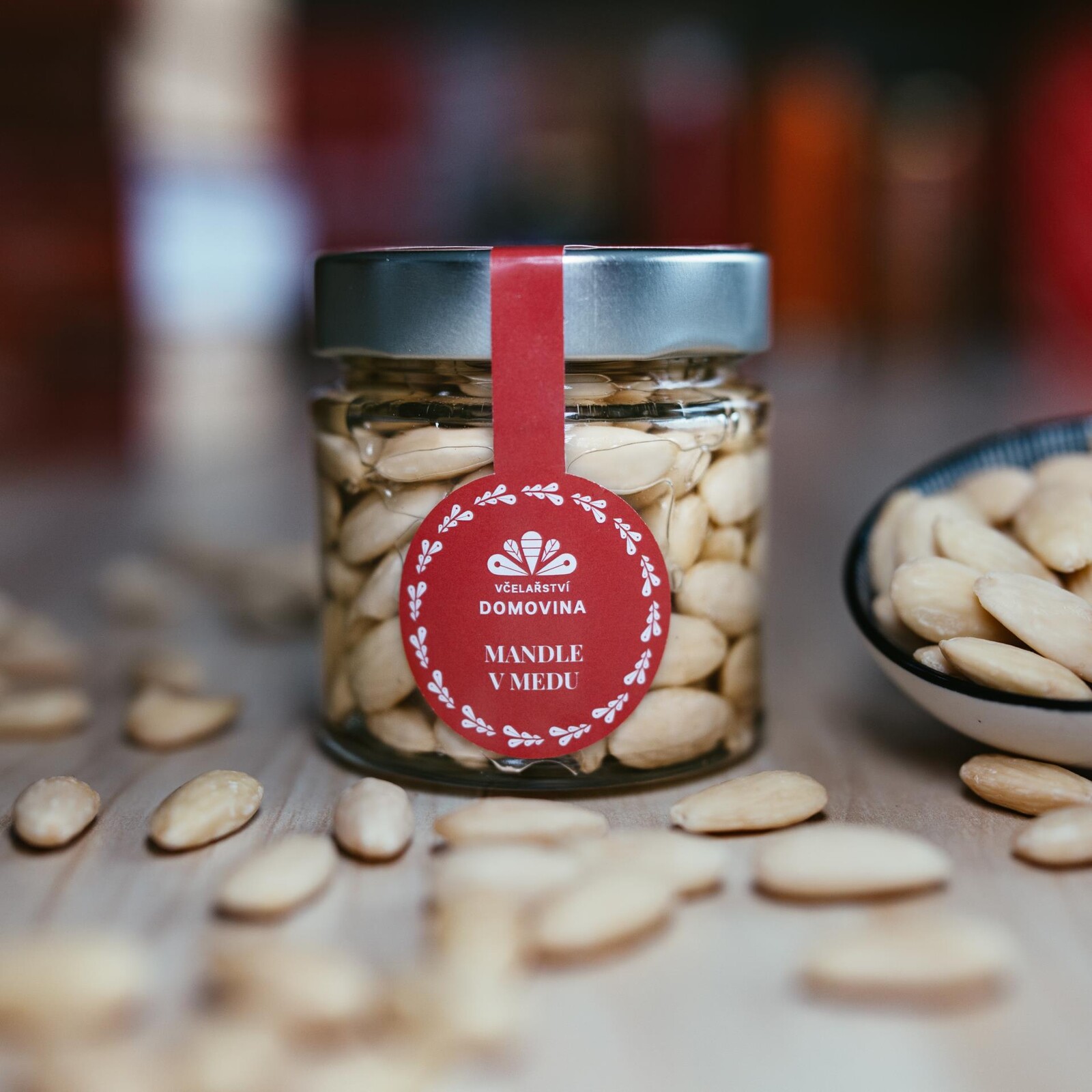 Ořechy v medu, mandle v medu, 230 g