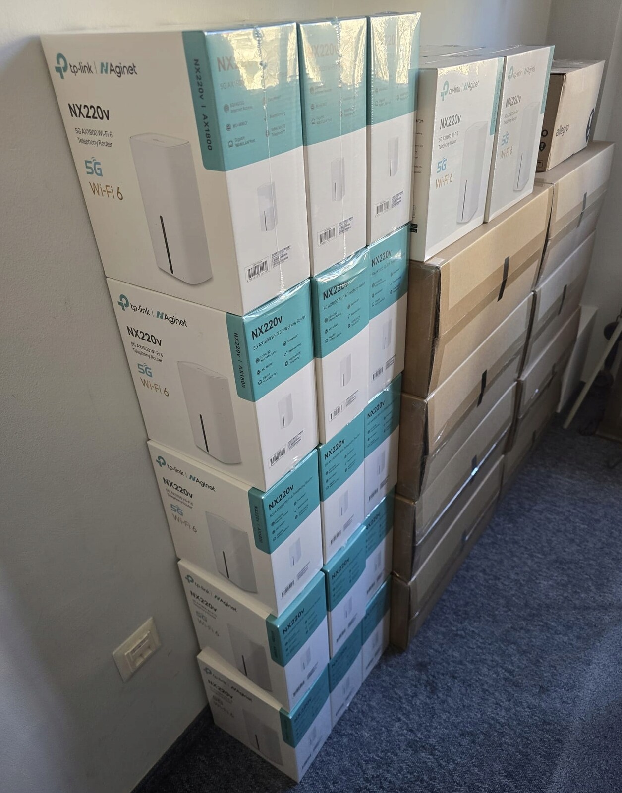 Gsm router 5G TP-Link NX220v Gigabit Lan, bez simlocku,O2,Vodafone,T-Mobile