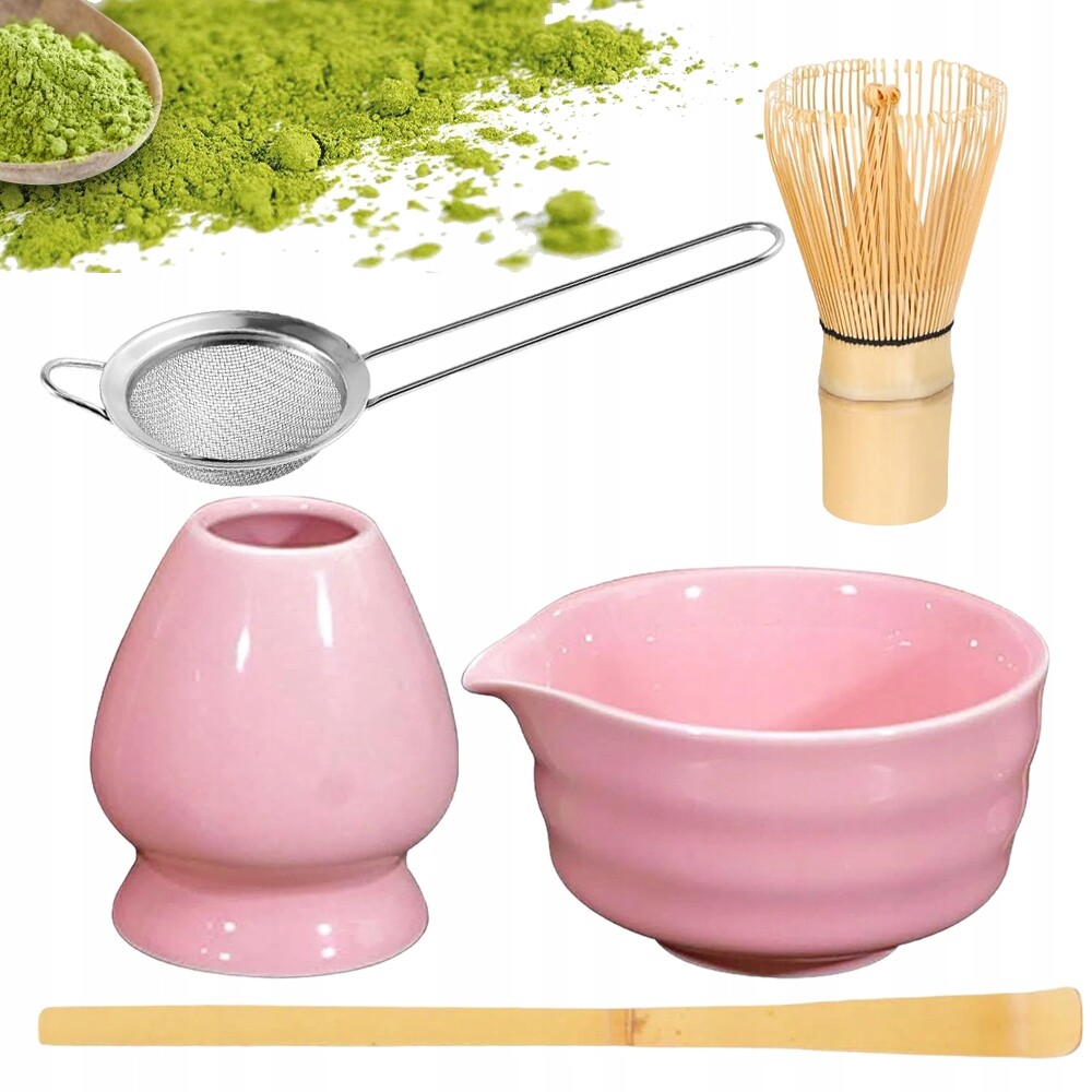 Sada Nástrojů Pro Přípravu Matchy Se Šlehací Metlou A Lžící