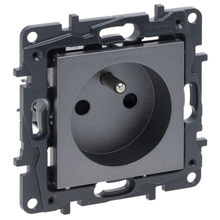 Legrand Niloé Step zásuvka s clonkami ocel 863433