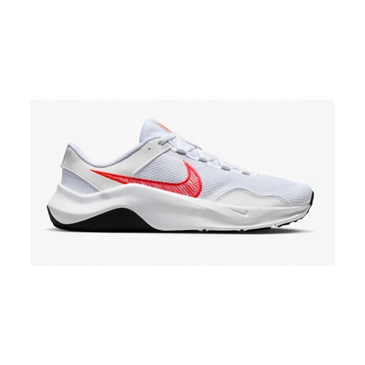 Nike  Legend Essential 3  ruznobarevne