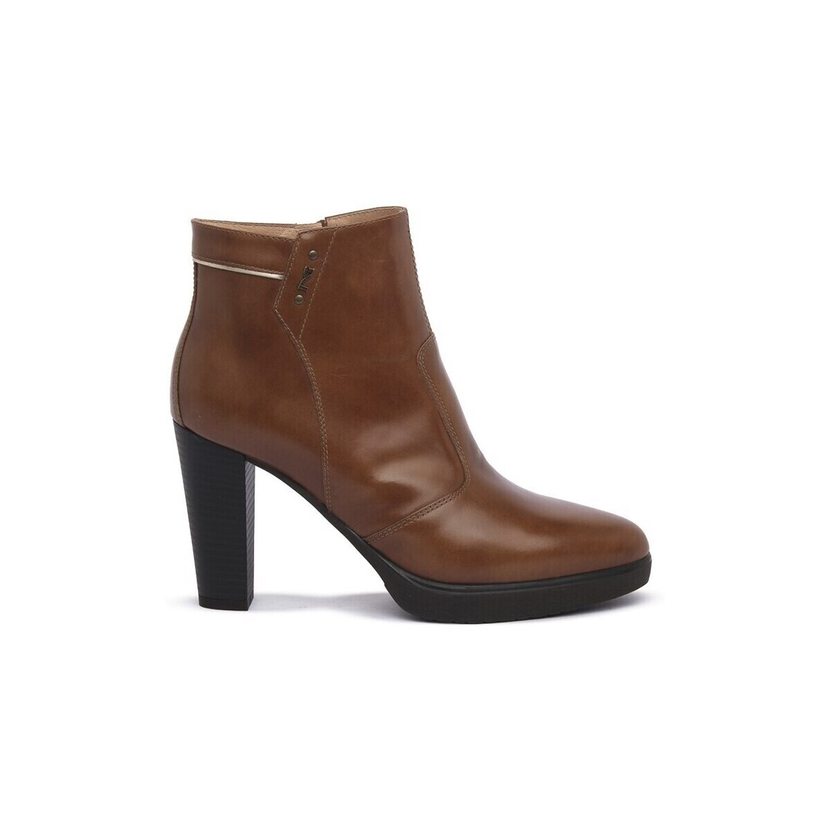 NeroGiardini  513811400  ruznobarevne