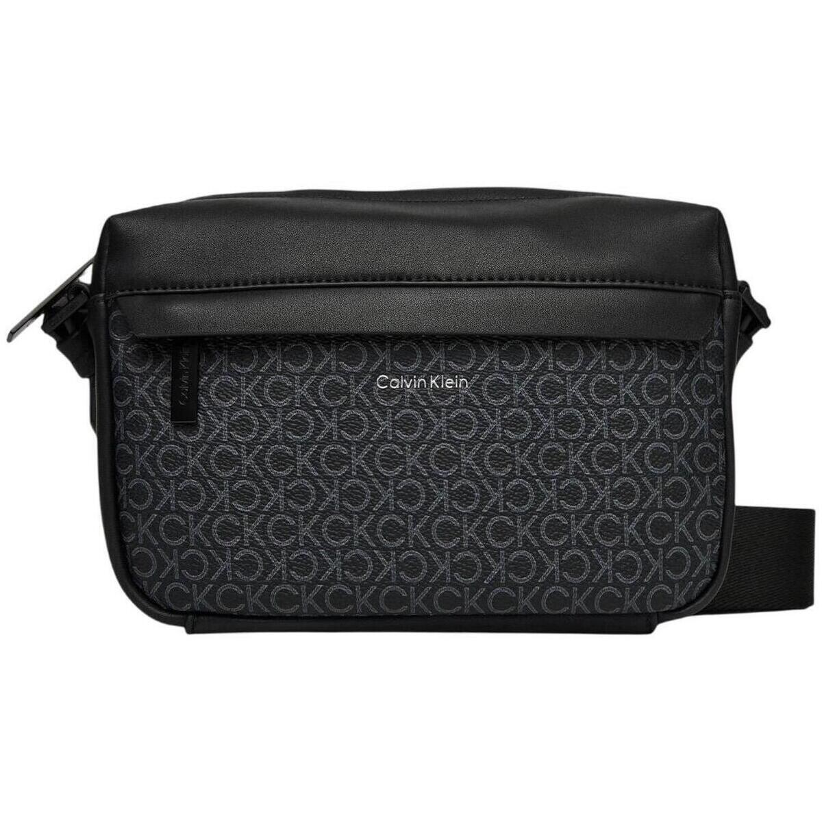 Calvin Klein Jeans  CK MUST MONO CAMERA BAG LV04D3088G  Černá