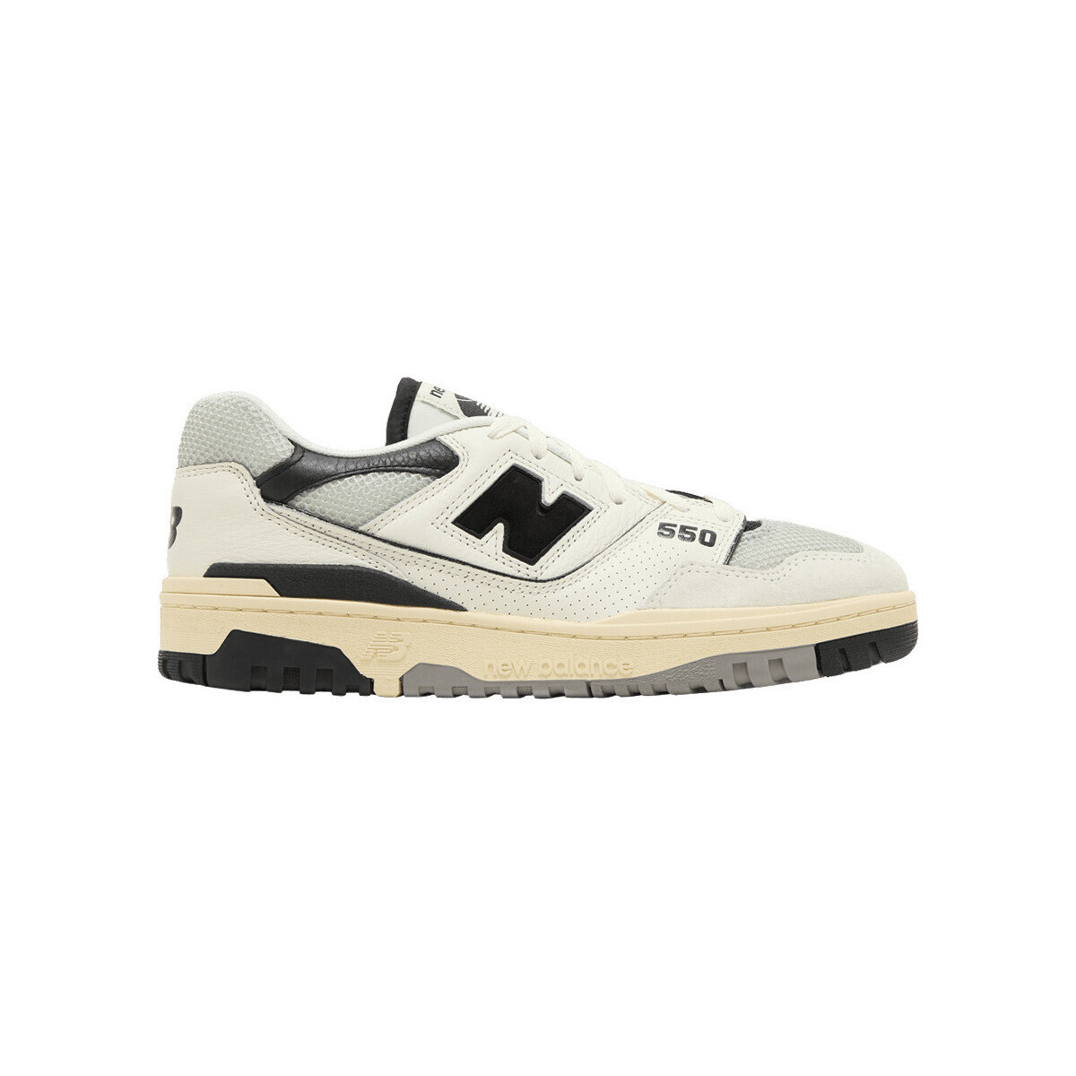 New Balance  550 Sea Salt Pack Black  Bílá