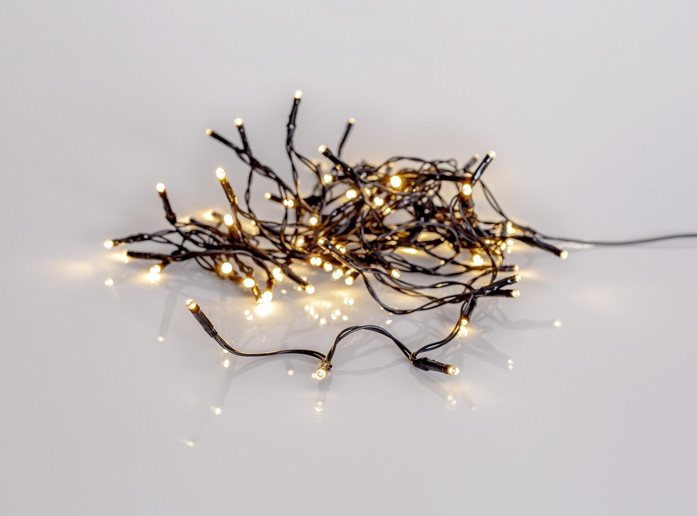 Venkovní světelný řetěz délka 5,6 m Star Trading Chain Shiny - černý