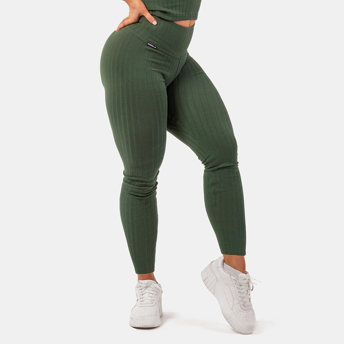 NEBBIA Dámské legíny Sporty Smart Pocket High-Waist Dark Green