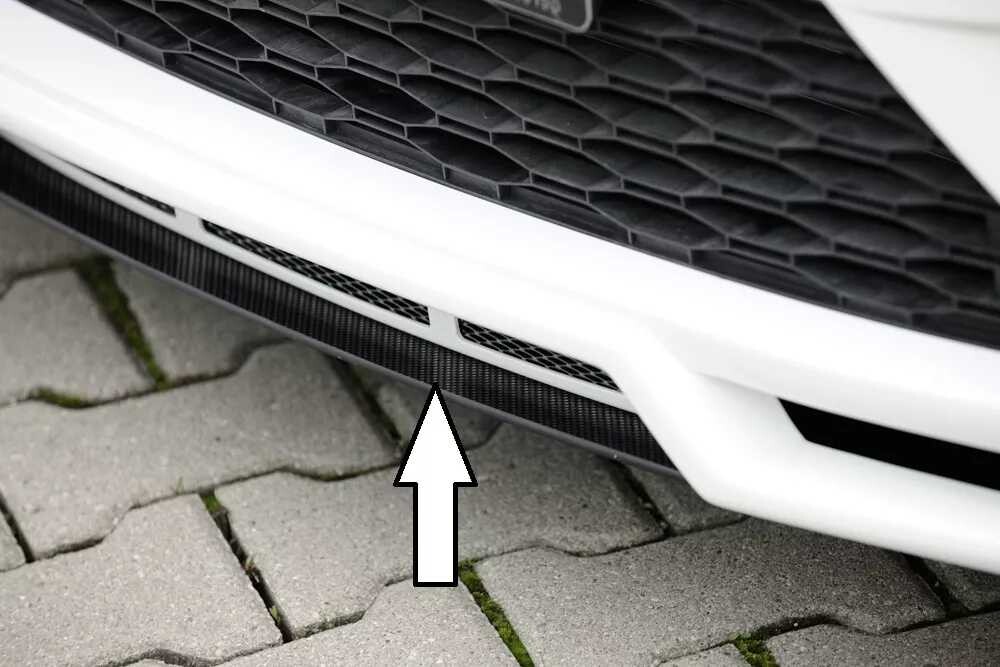 Rieger Tuning Rieger lipa pod přední nárazník Rieger pro Seat Leon 5F 3-dvéř. (sc), 5-dvéř., 5-dvéř. (ST/Combi) před faceliftem, 10/12-12/16, plast ABS s povrchovou úpravou Carbon-Look