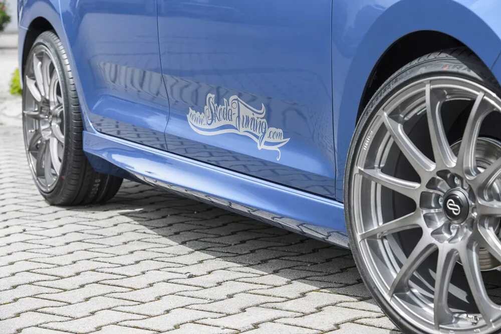 Rieger Tuning Rieger boční práh mont. strana pravá pro Škoda Rapid NH notchback, spaceback vč. faceliftu, r.v. 05/17-, 07/12-04/17, plast ABS bez povrchové úpravy