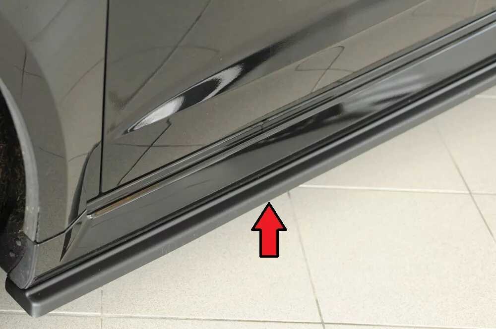 Rieger Tuning Rieger spoiler pod boční práh mont. strana levá pro Audi RS3 8V 5-dvéř. (sportback 8VA / 8VF), r.v. 02/17-, plast ABS bez povrchové úpravy