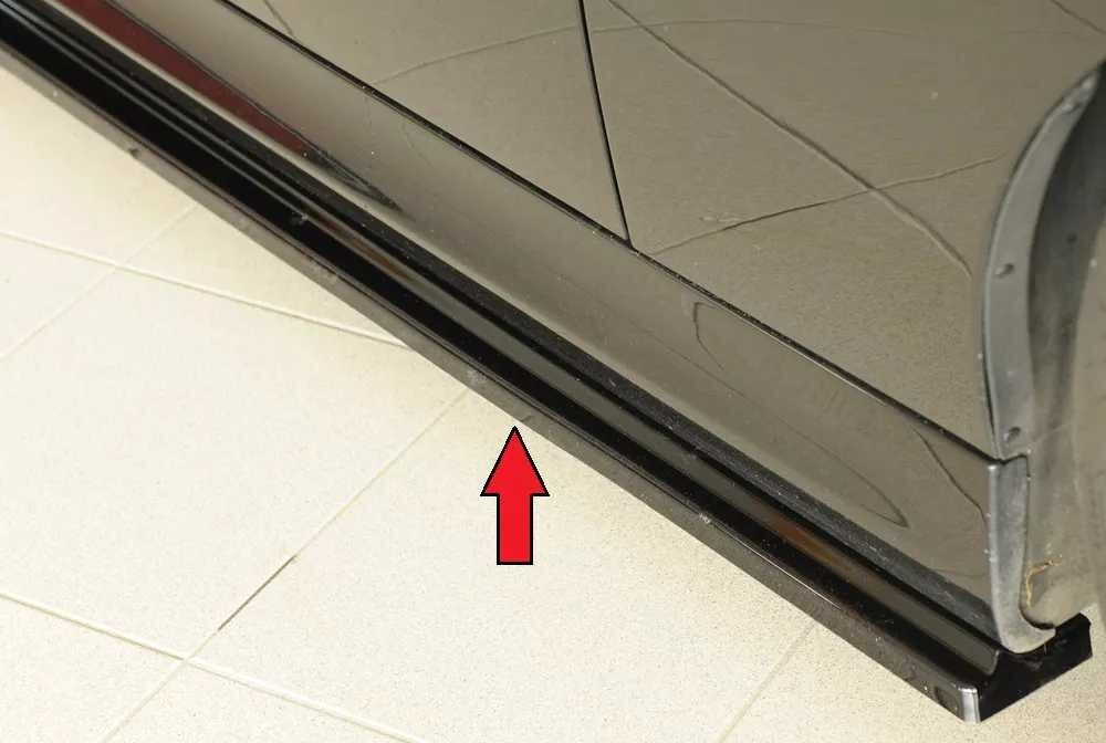 Rieger Tuning Rieger spoiler pod boční práh mont. strana pro BMW řada 3 E91 touring, 09/08-, plast ABS lakovaný do černé lesklé barvy, pravá strana