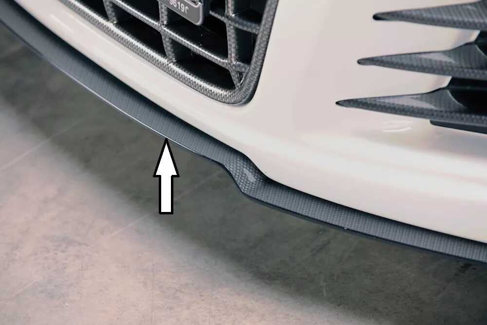 Rieger Tuning Rieger lipa pod přední nárazník Rieger pro Volkswagen Scirocco 3 13 2-dvéř. před faceliftem, 08/08-04/14, plast ABS s povrchovou úpravou Carbon-Look,