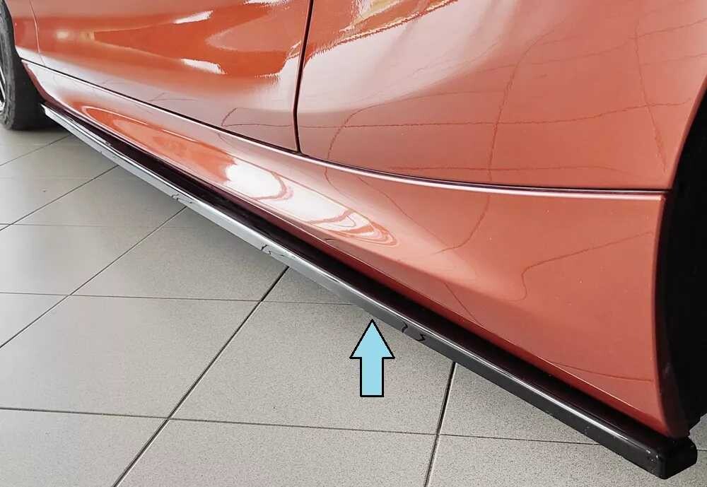 Rieger Tuning Rieger spoiler pod boční práh mont. strana levá pro BMW řada 1 F21 sedan / 2-dvéř., 09/12-03/2015, plast ABS lakovaný do černé lesklé barvy