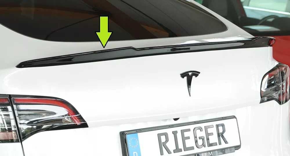 Rieger Tuning Rieger prodloužení víka kufru pro Tesla Model Y 003, plast ABS lakovaný do černé lesklé barvy