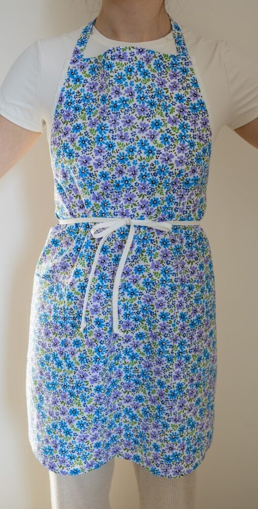 Polášek Bavlněná zástěra Kytičky - Modrá