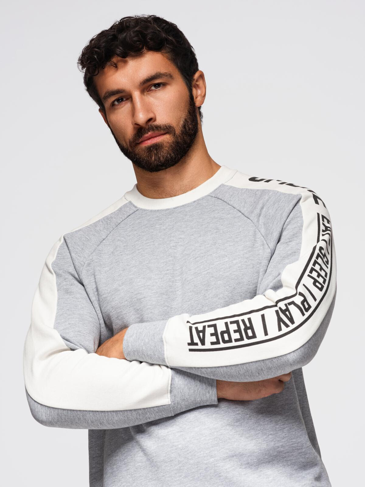 Ombre Men's sweatshirt with contrasting stripes and raglan sleeves - grey melange