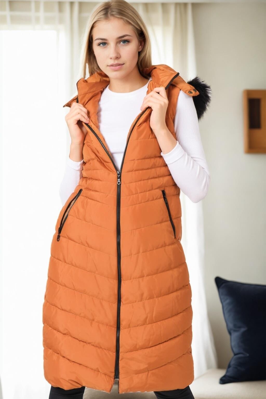 Z9752 DEWBERRY WOMEN'S VEST-TAN