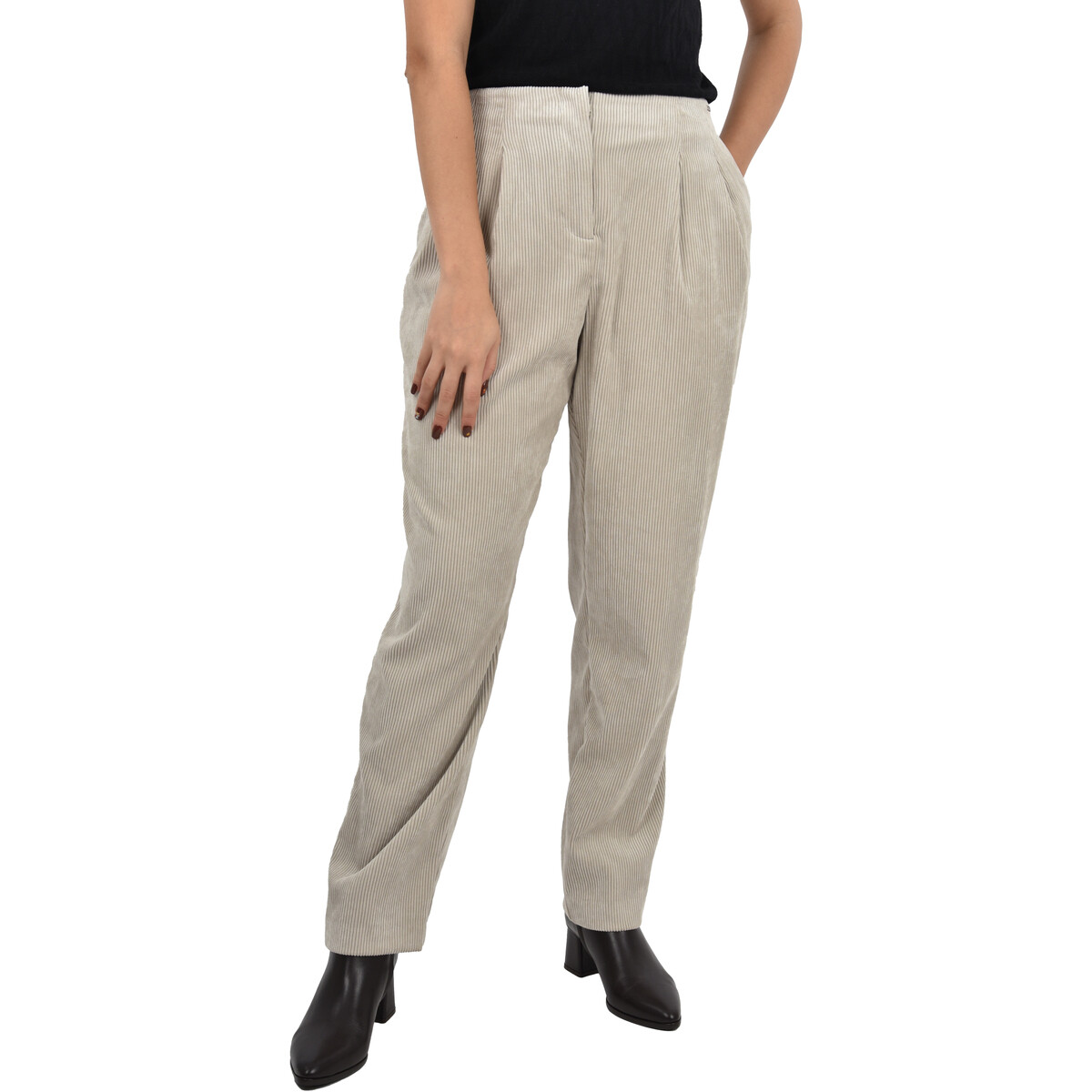 EAX  XW001268AF16202  Bílá