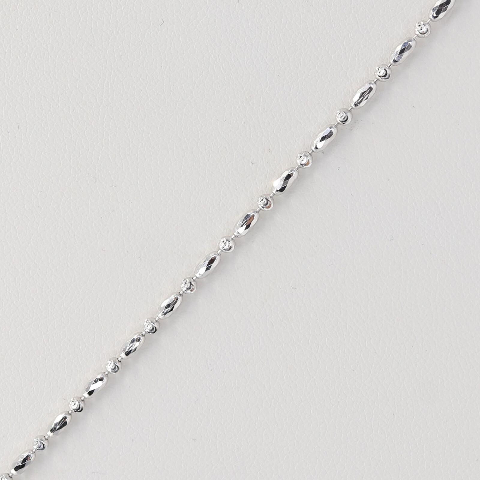 Stříbrný řetízek 120640