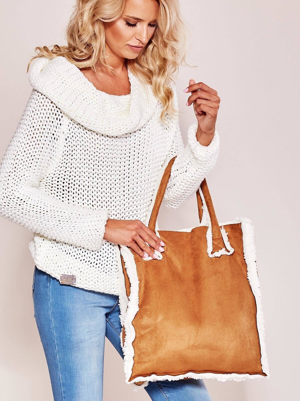 Bag brown Yups dx4242. R41