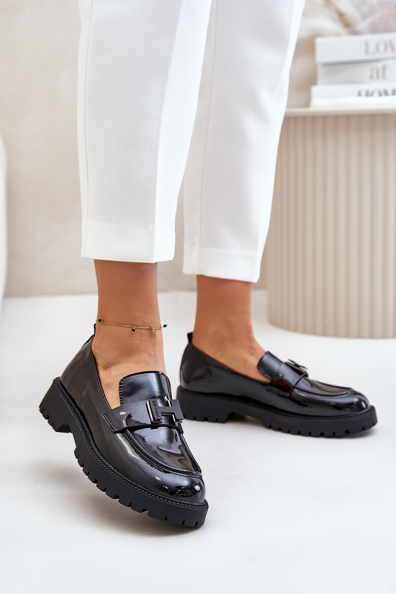 Dámské lakované mokasíny Vinceza černé