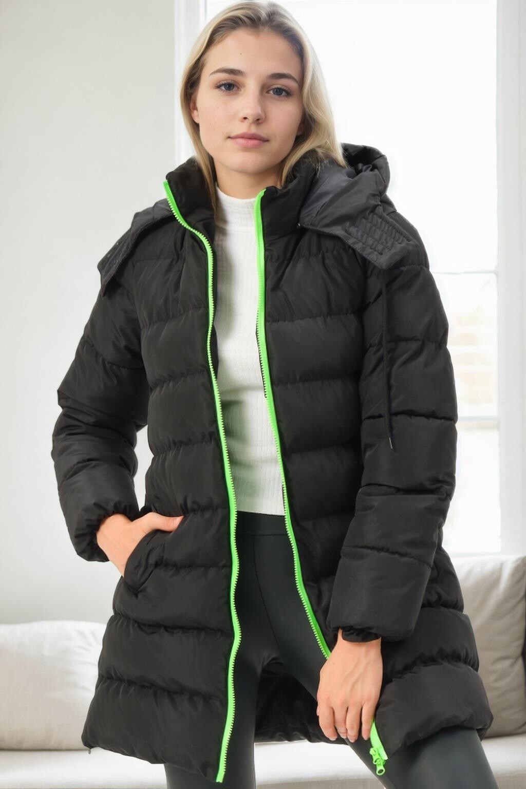 Z9770 DEWBERRY WOMEN'S COAT-BLACK-GREEN