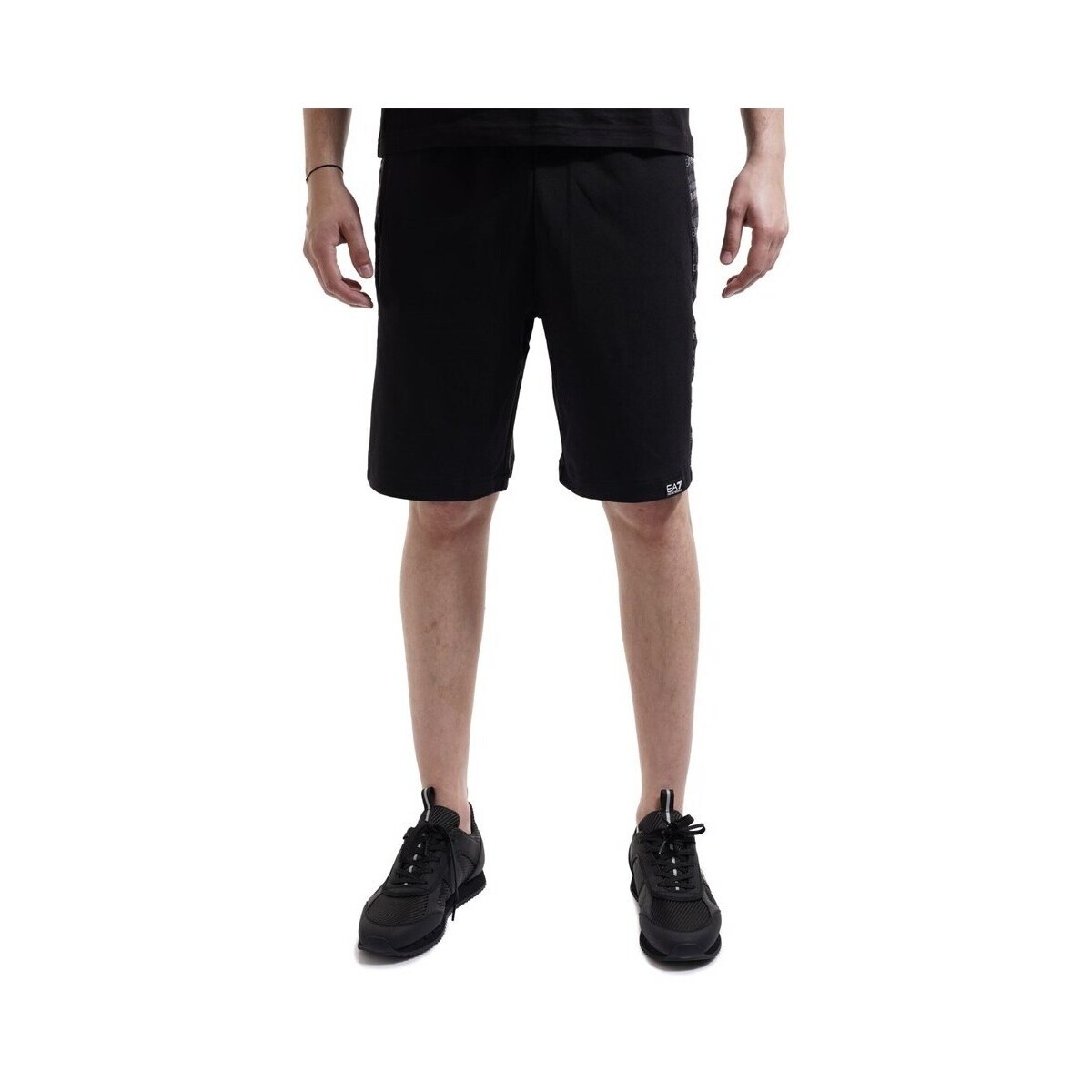 Emporio Armani  7M000217AF12660UC001  Černá