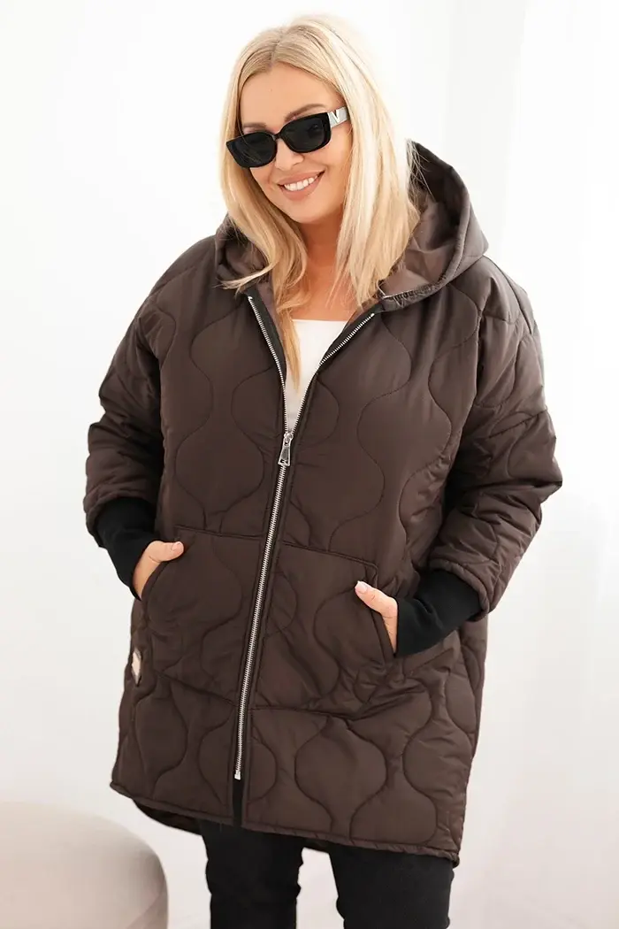 Kesi Włoski Dámská bunda Plus Size prošívaná s kapucí hnědá