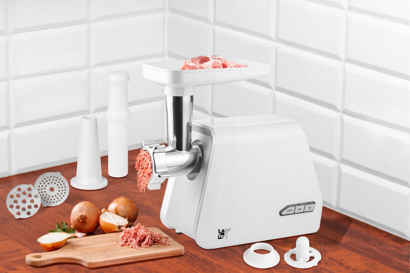 Mlýnek na maso MDM002 bílý 1000 W