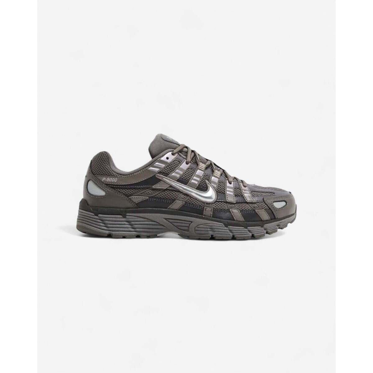 Nike  P-6000 Cave Stone Medium Ash Flat Pewter Metallic Silver  Bílá