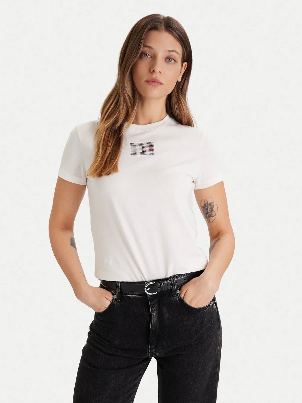 Tommy Jeans dámské krémové tričko DW0DW21965YBH XS