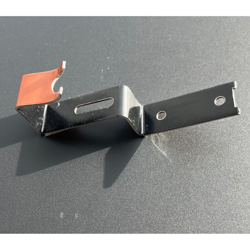 Příchytka hřebenáče Creaton BZ červená výprodej