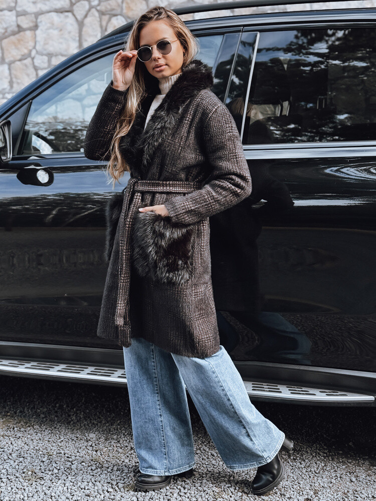 Płaszcz damski z futerkiem czarny Dstreet