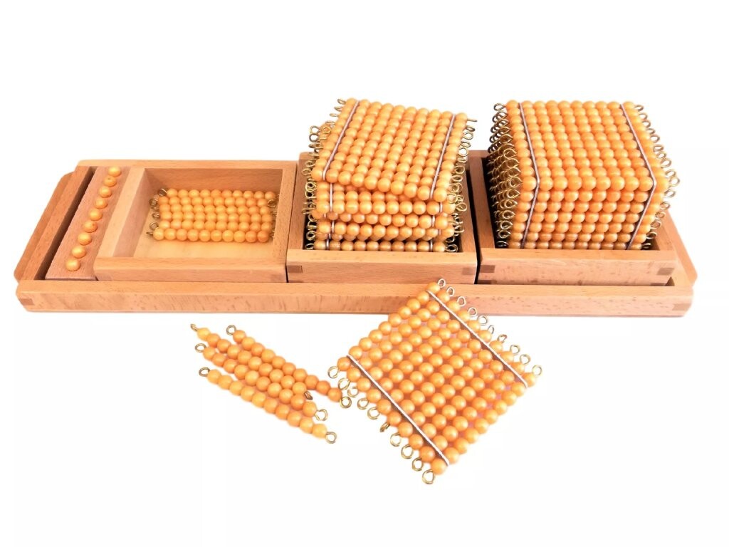 Moyo Montessori Moyo Montessori Devítková hra s podnosem