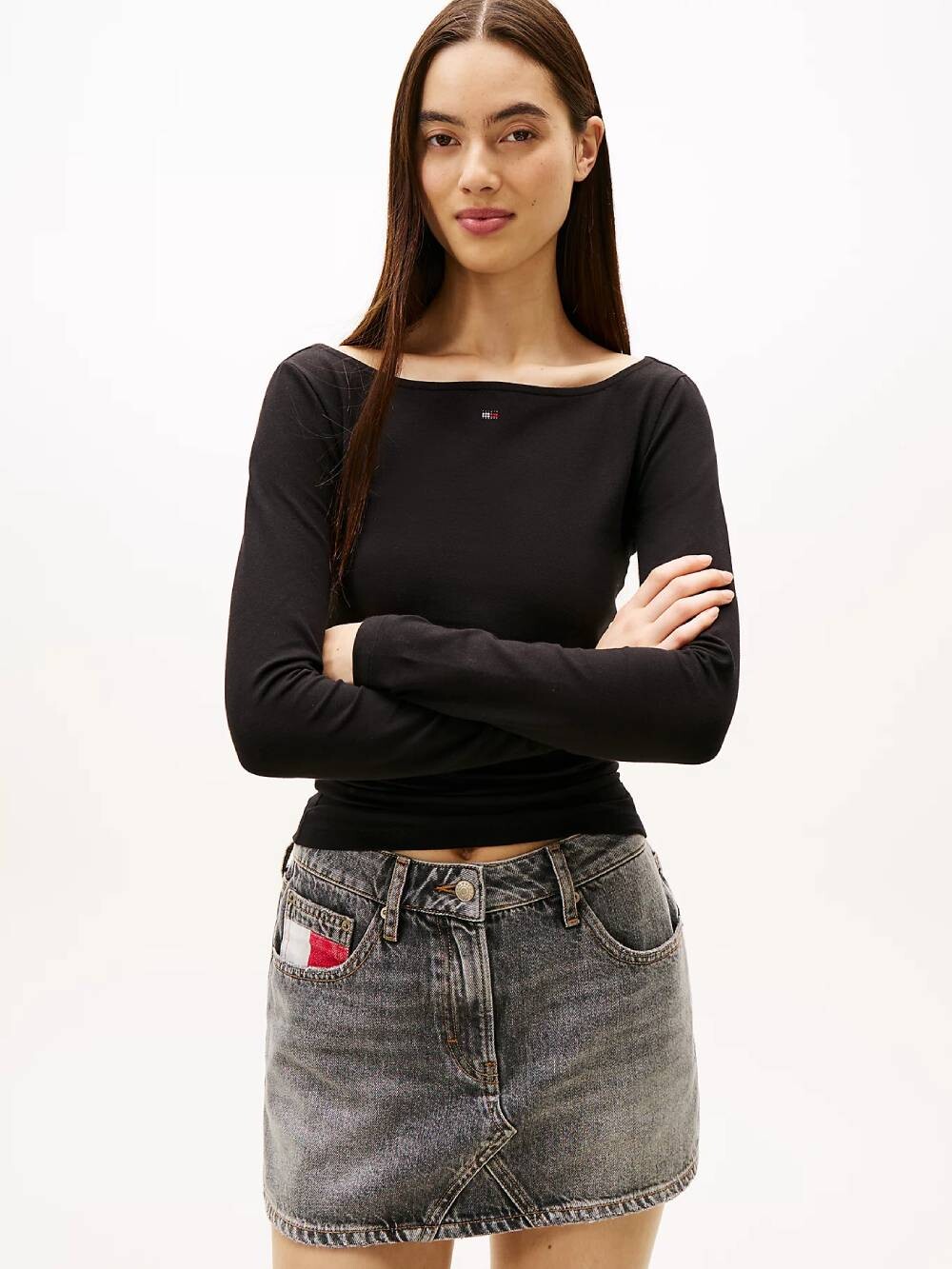 Tommy Jeans dámské černé tričko DW0DW21548BDS S