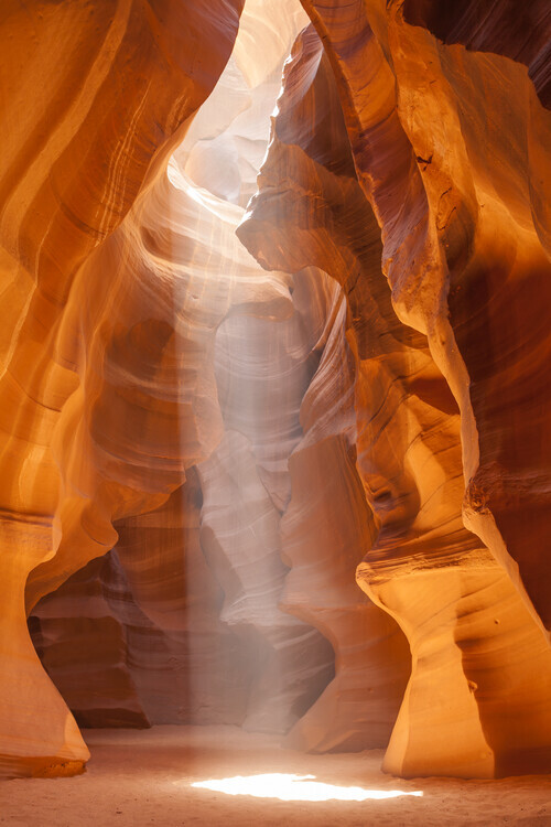 Melanie Viola Plakát, Obraz - ANTELOPE CANYON Gorgeous Lightbeam, Melanie Viola, 26.7 × 40 cm