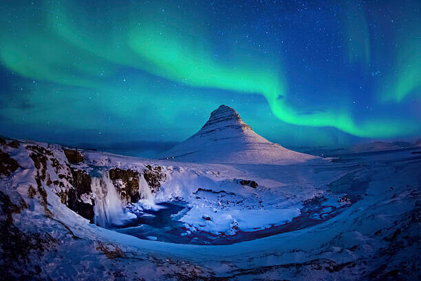 FEBRUARY Plakát, Obraz - Northern lights at Mount Kirkjufell, Iceland, FEBRUARY, 40 × 26.7 cm
